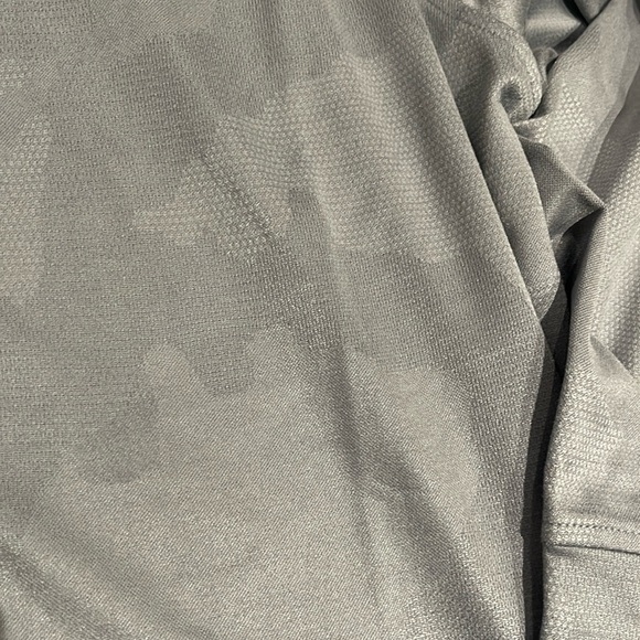 L: Kirkland Signature Men's performance 1/4 zip top- Light Blue - Picture 7 of 7